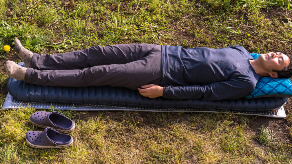 一度使うと病みつきになる「+13cm」の魔力。Therm-a-Rest「RW」サイズ