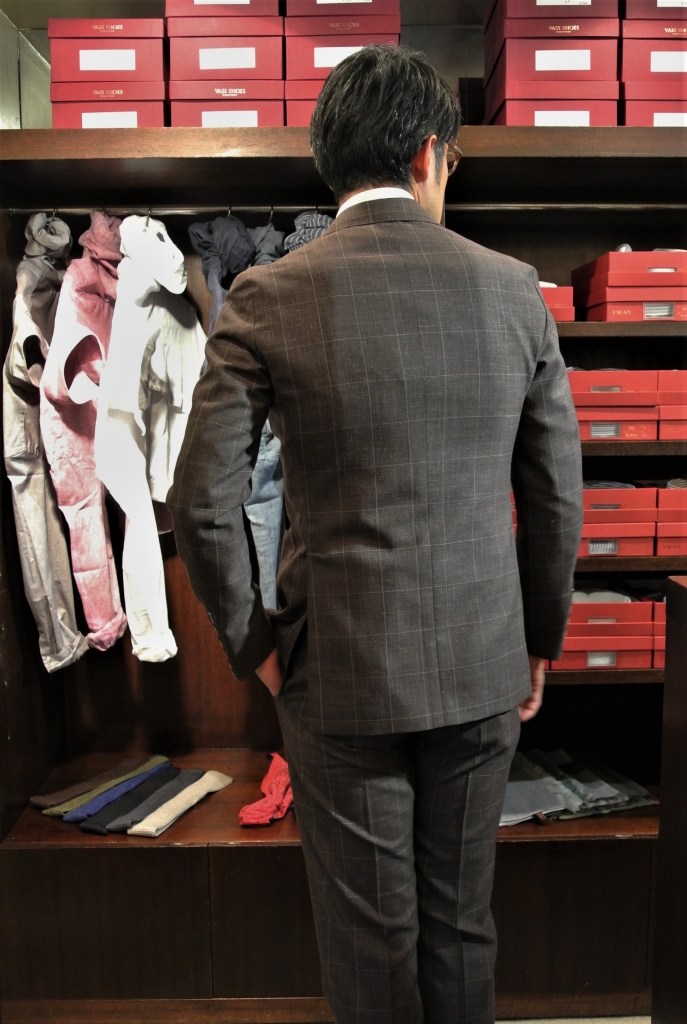 CARUSO(ｶﾙｰｿﾞ)のスーツとチェスターコート。│Oyster 青山｜イタリア直