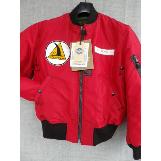 バズリクソンズ・定番MA－1の超話題作でレッドのNORTHROP