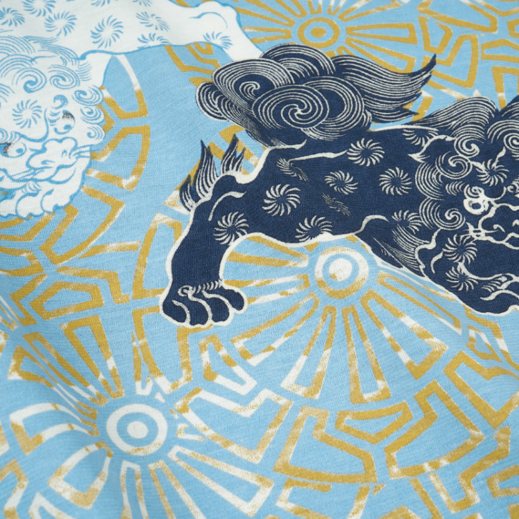 和柄 半袖Tシャツ ＜狛犬と源氏車/水色＞ | 京友禅アロハシャツ