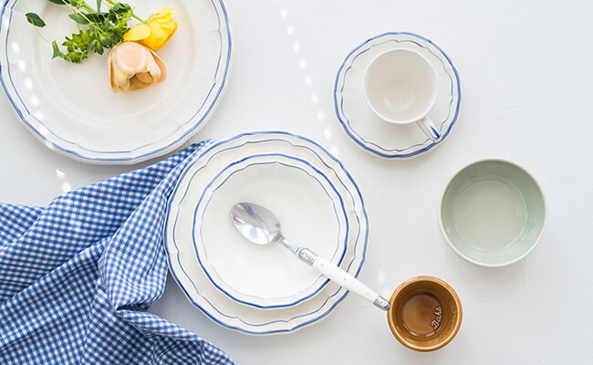 花柄とライン使いがかわいい！フランスの陶器ブランド「GIEN（ジアン