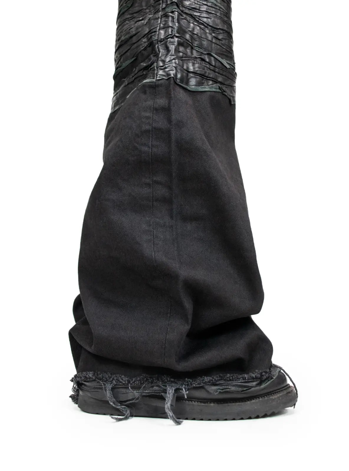 PARADOXE PARIS - CRUDE LEATHER BAGGY DENIM – Paradoxe Paris