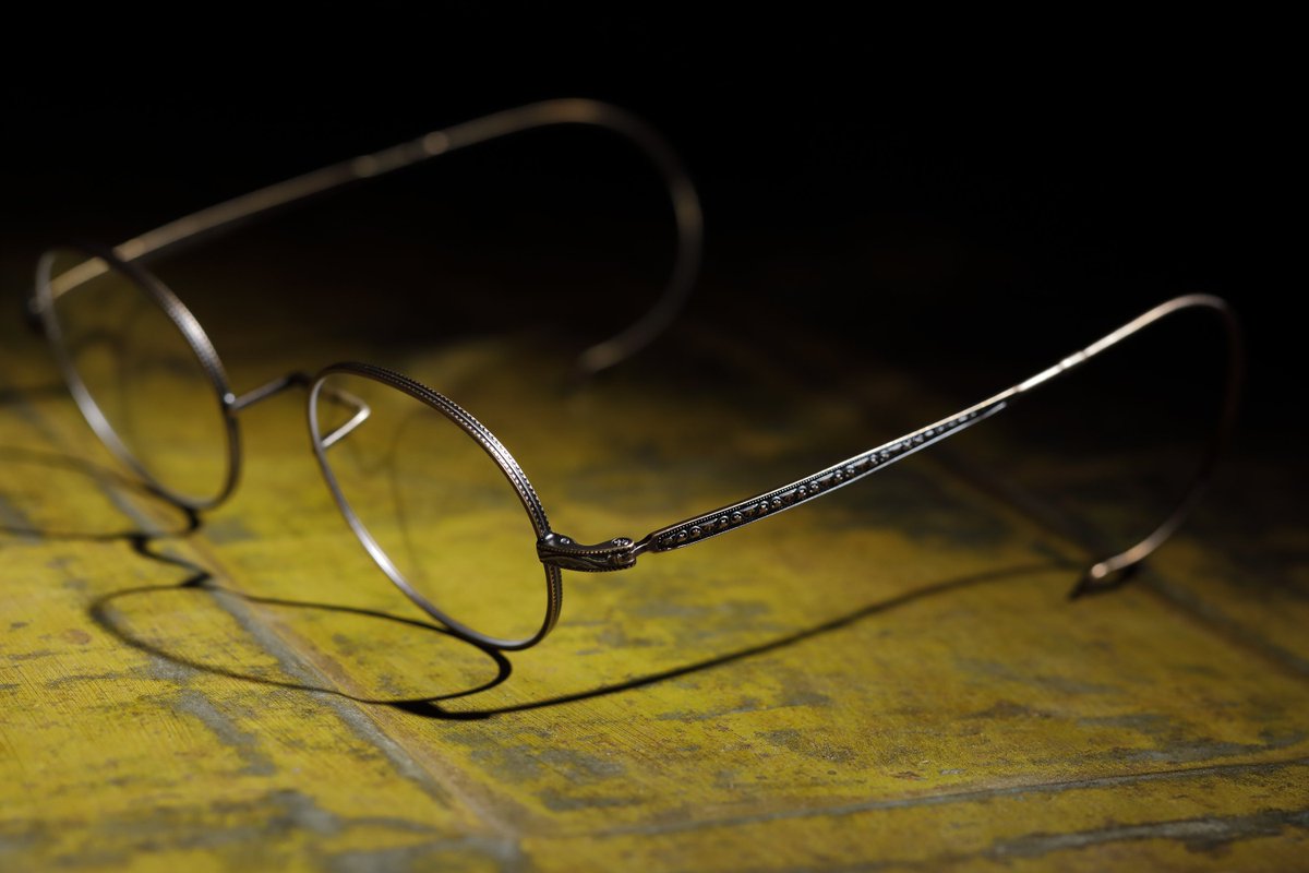 時をかける、メガネ。JINS×TIME COLLECTION 【1920年代】眼鏡が高級品