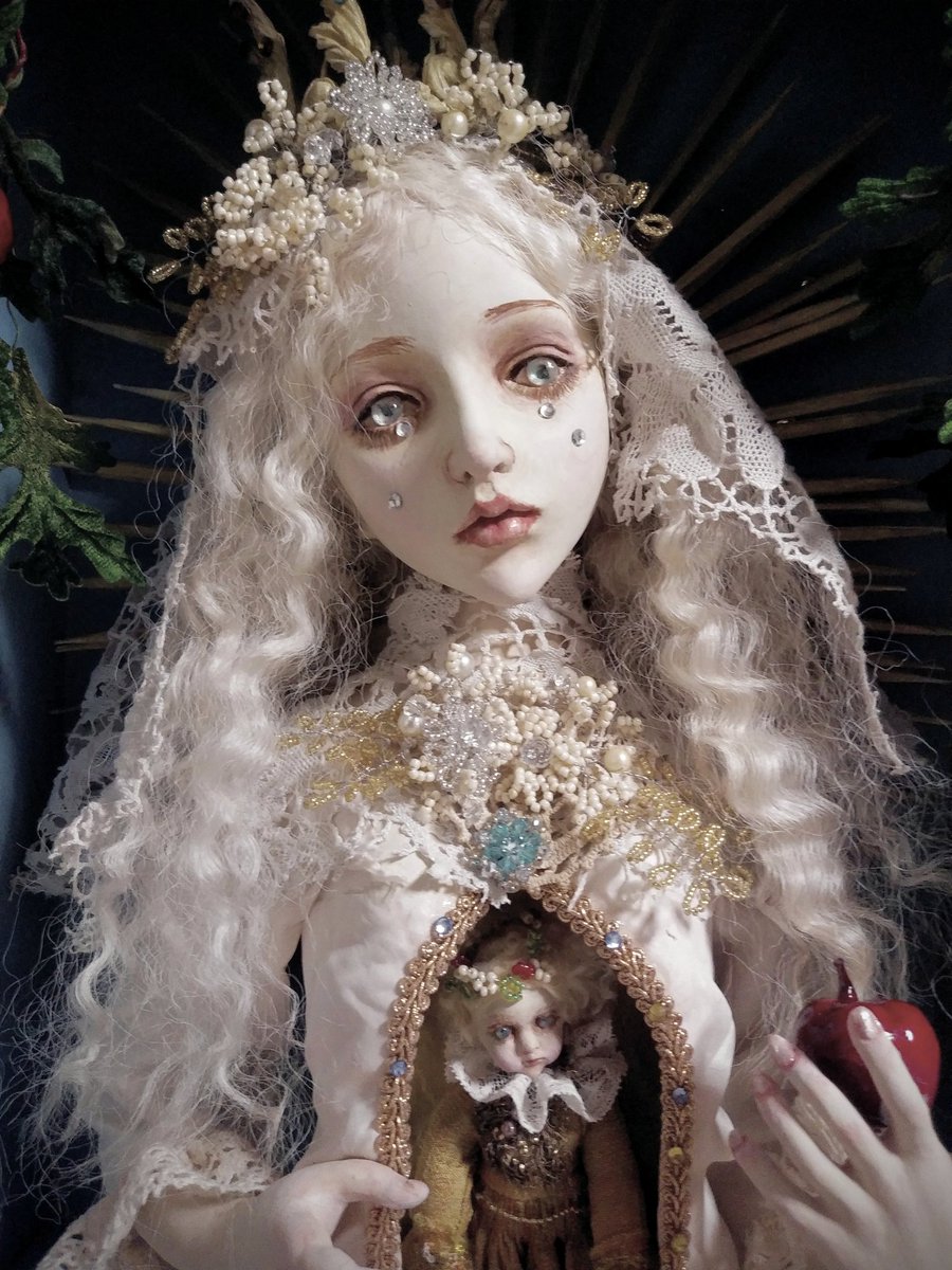 次回展示のお知らせです。Misericordia 清水真理(人形)×田中流(写真