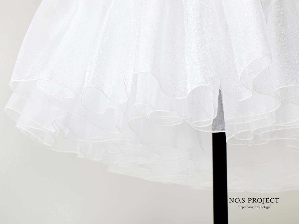 運命のパニエ / ホワイト」 綺麗な光沢とハリのあるオーガンジーの生地