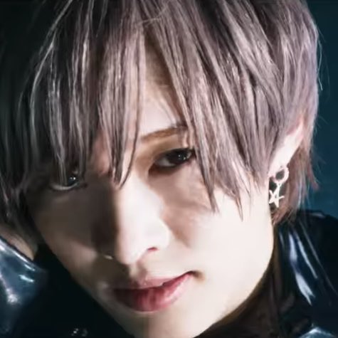 📢お知らせ】 #IMP. の #佐藤新 さん着用🌟 📱「IMP.」Official MV