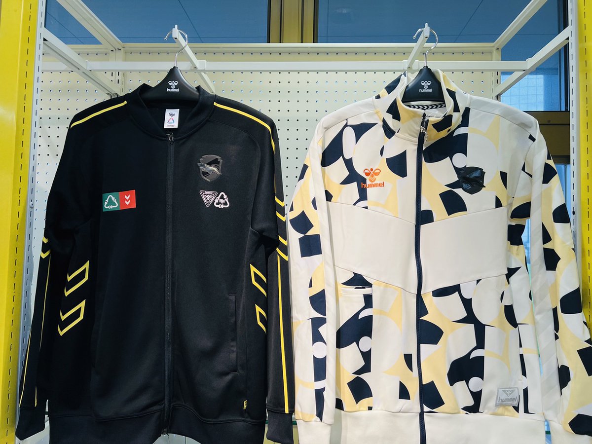 hummel_JP でも話題 になった牛柄…ではなくヒュンメル100周年を表現