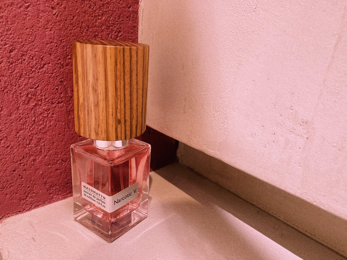 ふわっと甘い柔らかな花の蜜に包まれる Nasomatto｜ナルコティック V