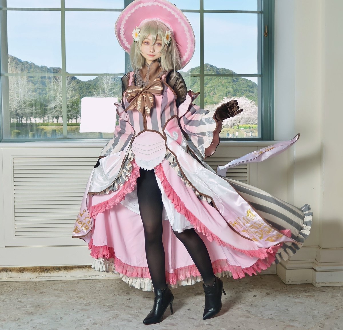 FO8UWrFakAUFcad.jpg?format=jpg