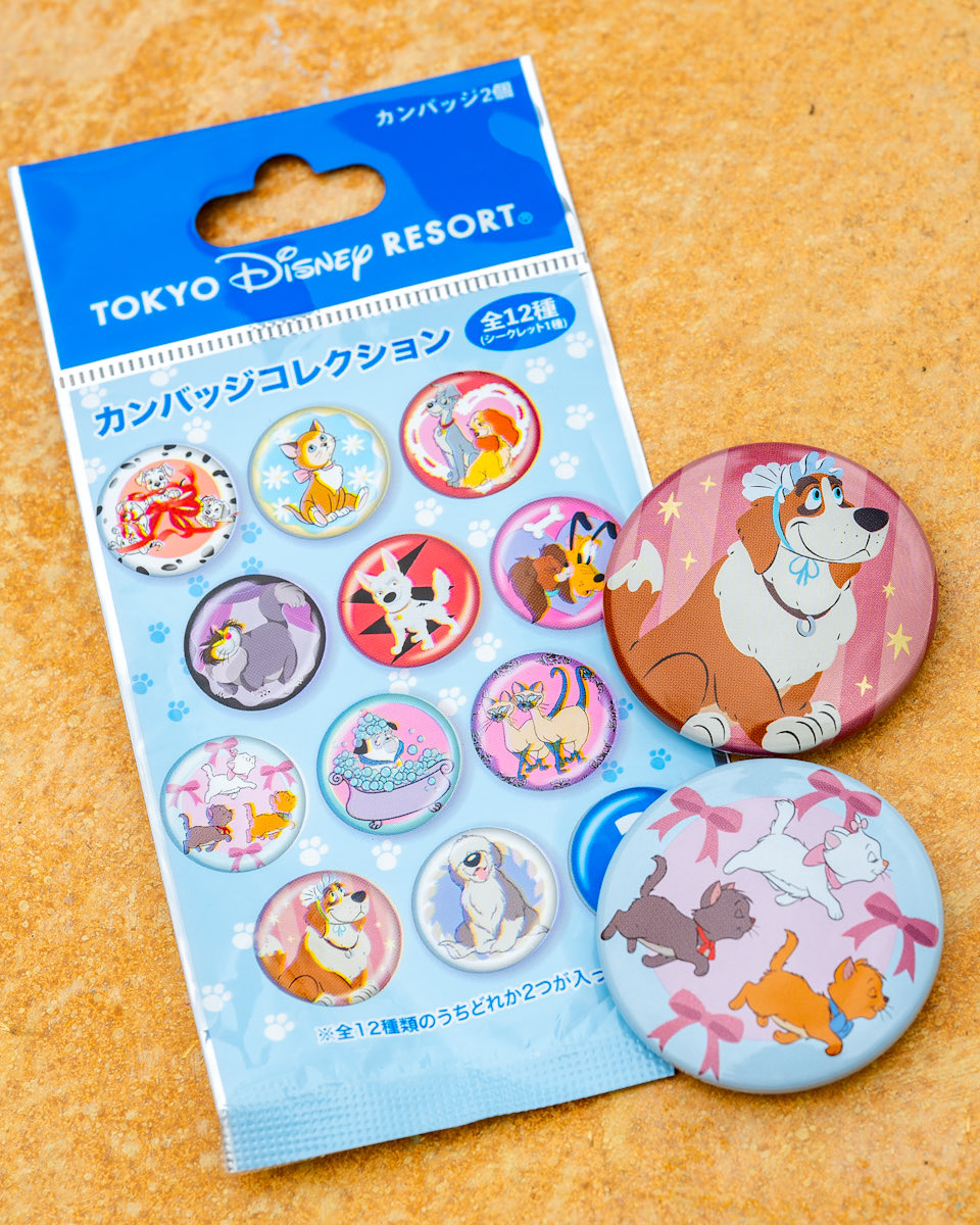 東京ディズニーリゾート☆昔のキャスト用ネームプレート バッジ 2種