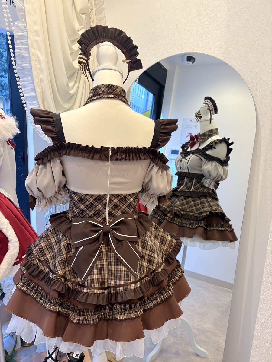 ♡𝐕𝐀𝐋𝐄𝐍𝐓𝐈𝐍𝐄 𝐂𝐨𝐥𝐥𝐞𝐜𝐭𝐢𝐨𝐧♡ 赤い差し色がラズベリー