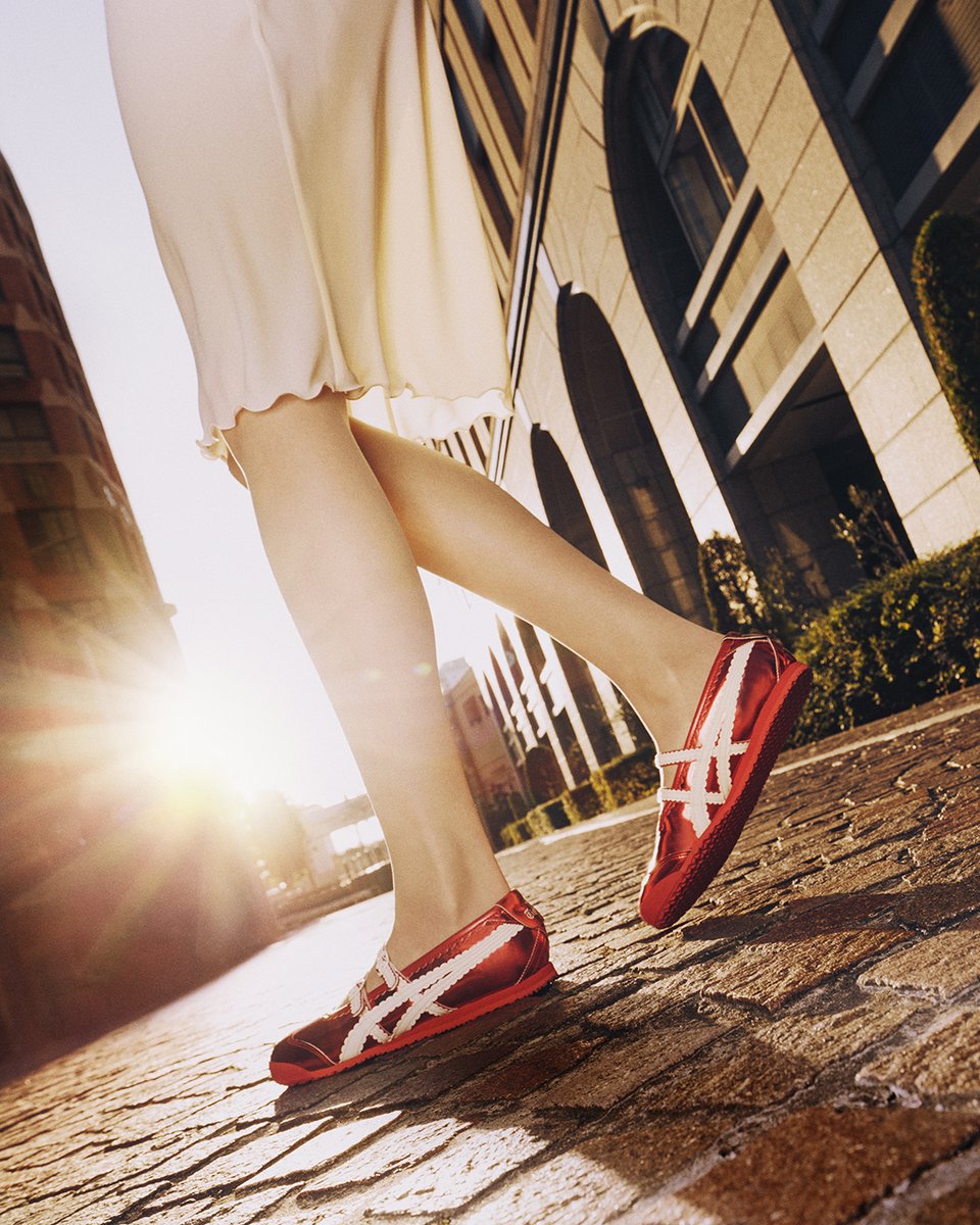 Onitsuka Tigerから 人気の「MEXICO 66 TGRS」に新色が登場。 鮮やかな