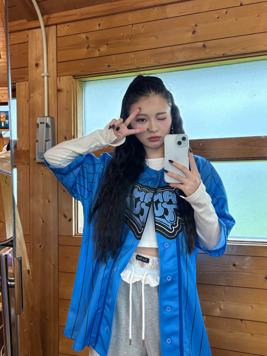 G1xcOSdbYAAGwMH.jpg?format=jpg