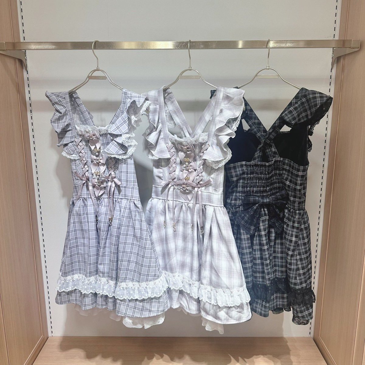 ❤︎ 𝐋𝐈𝐙 𝐋𝐈𝐒𝐀 近鉄Pass'e店 ❤︎ #ラッフルリボンジャンスカ