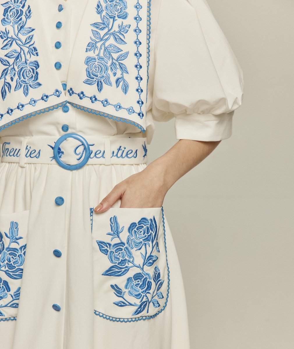 7月12日(土)再販開始 《この料理にはにんじんが入っている》Top,Skirt