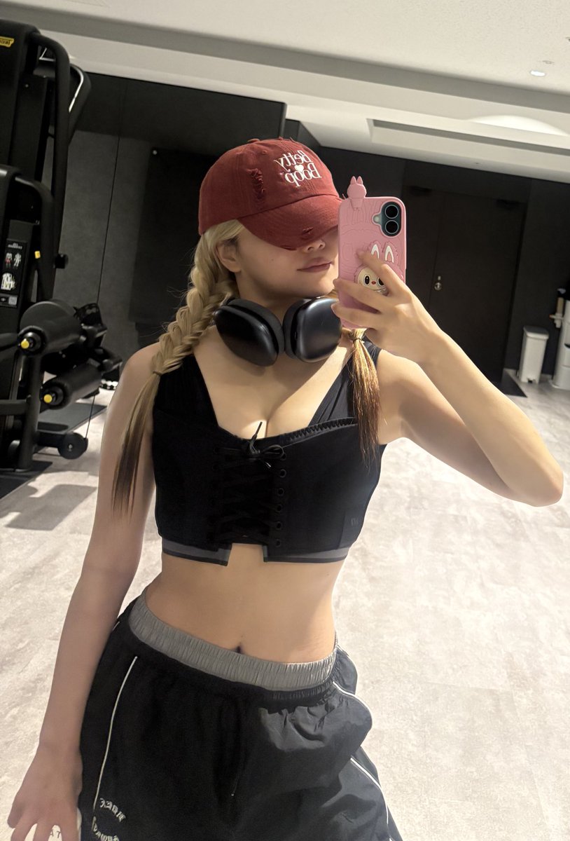 鬼くびれでてきた。 そして揺れないスポブラN7がやっと 再販スタート