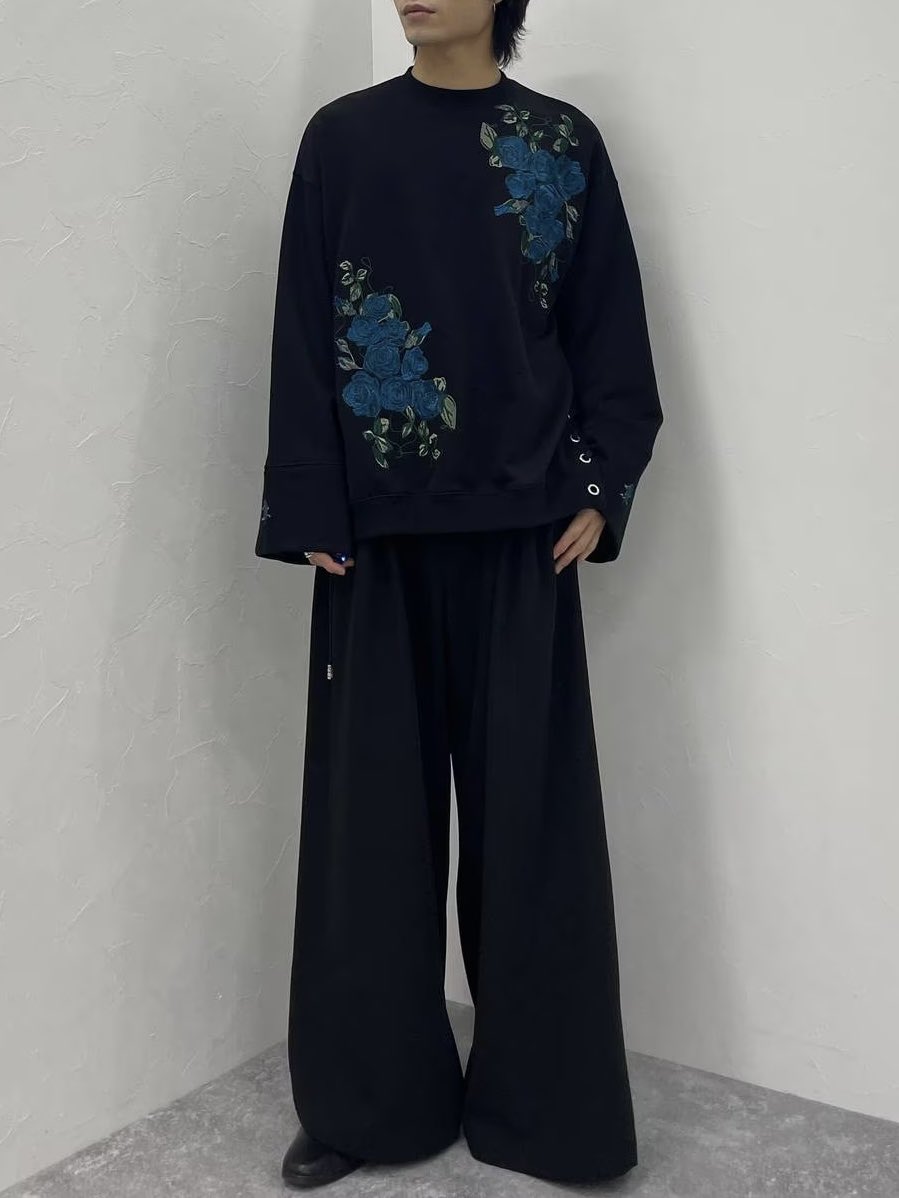 GAV3fL9bgAAuLOH.jpg?format=jpg