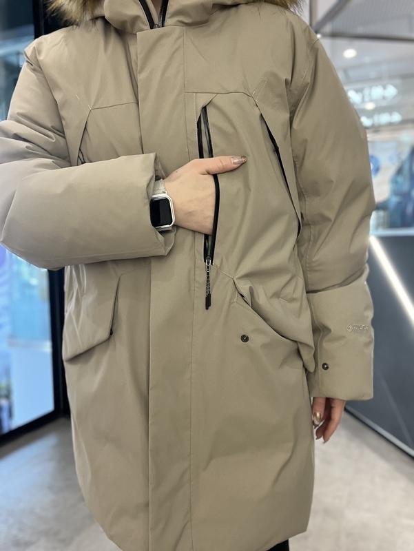 スタッフのおすすめ！／ GORE-TEX INFINIUM イエローナイフダウン