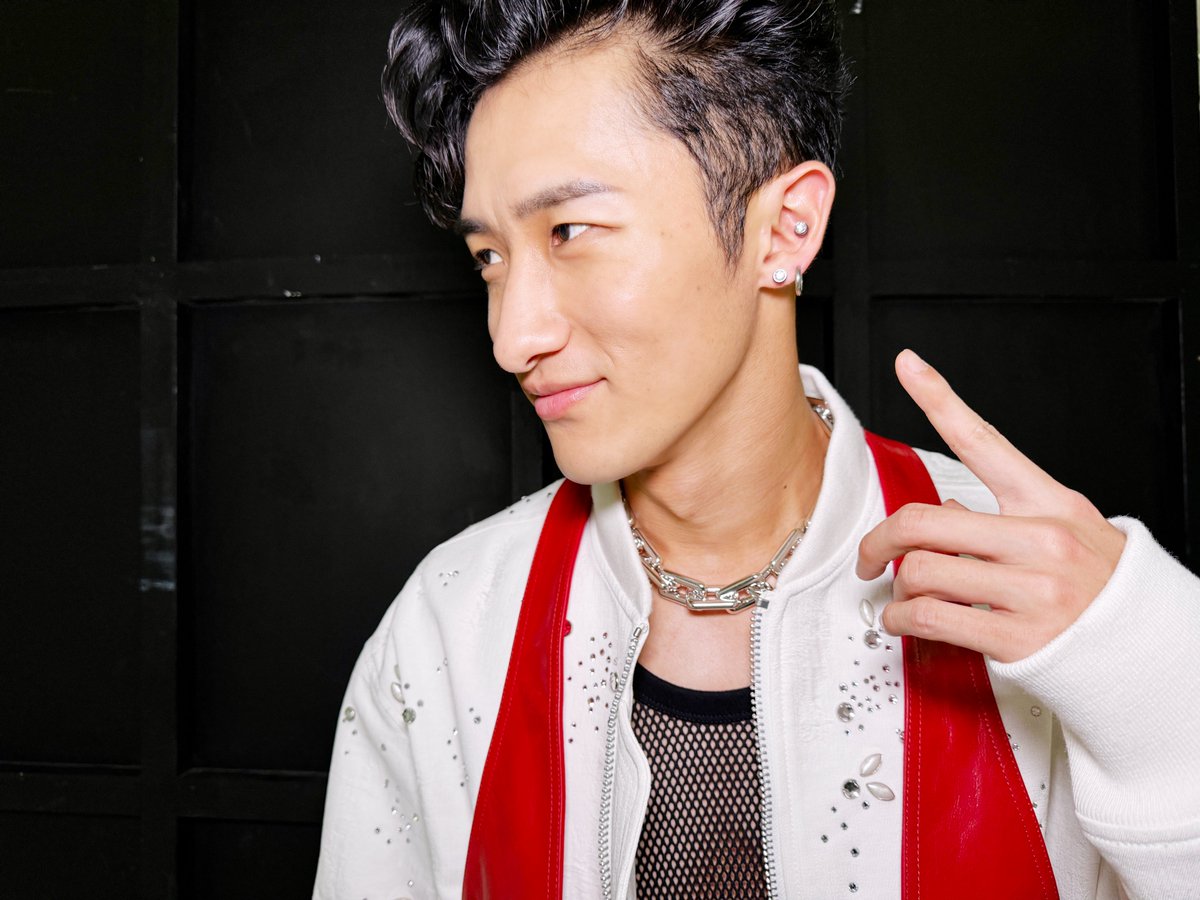 ひーくんピアス左に4つだよね？ ヘリックスもあいてたはず… 私のピアス