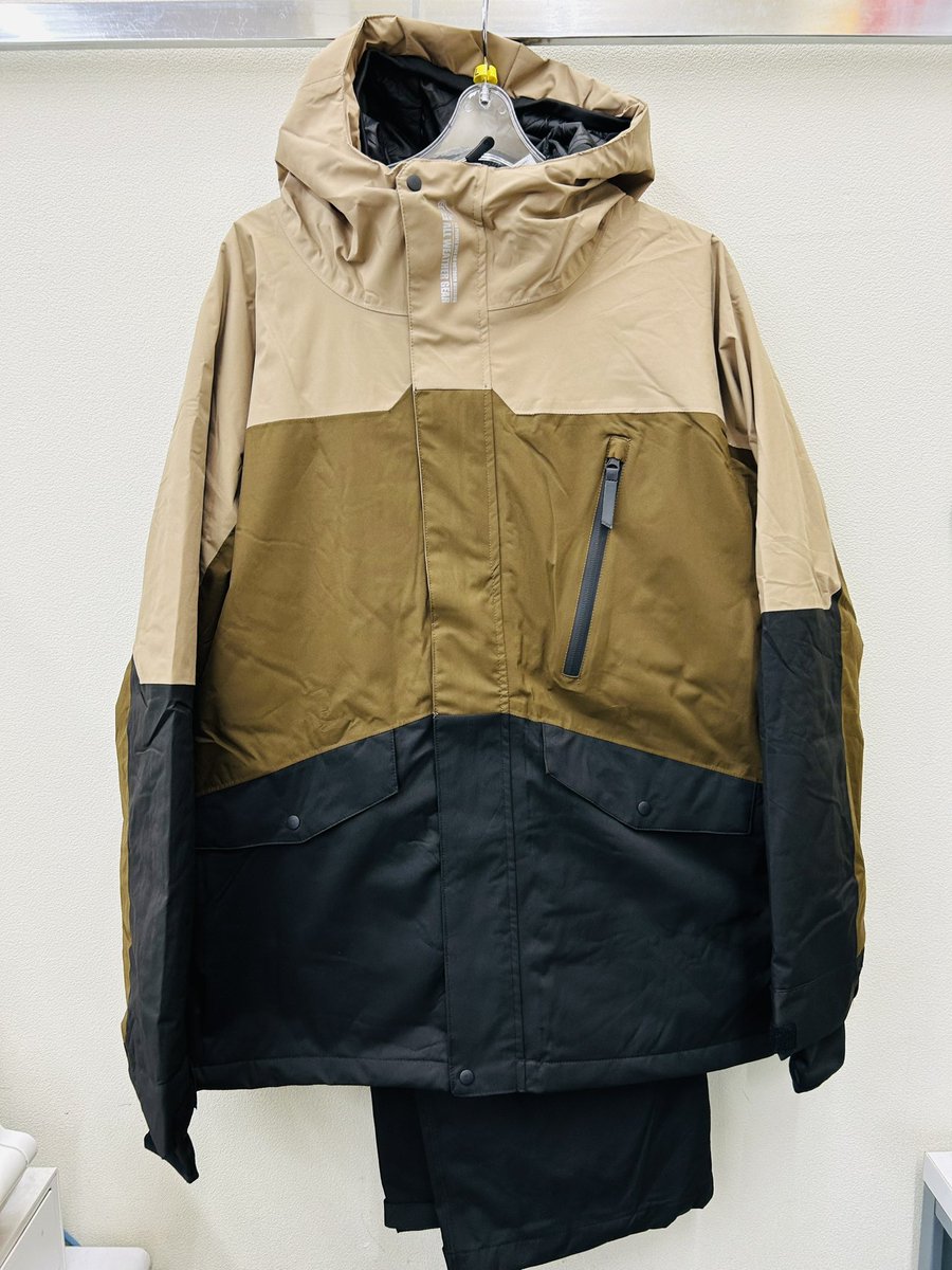 ✨入荷情報✨ 【イージス防水防寒スーツ】上下セット スノーブラウン L