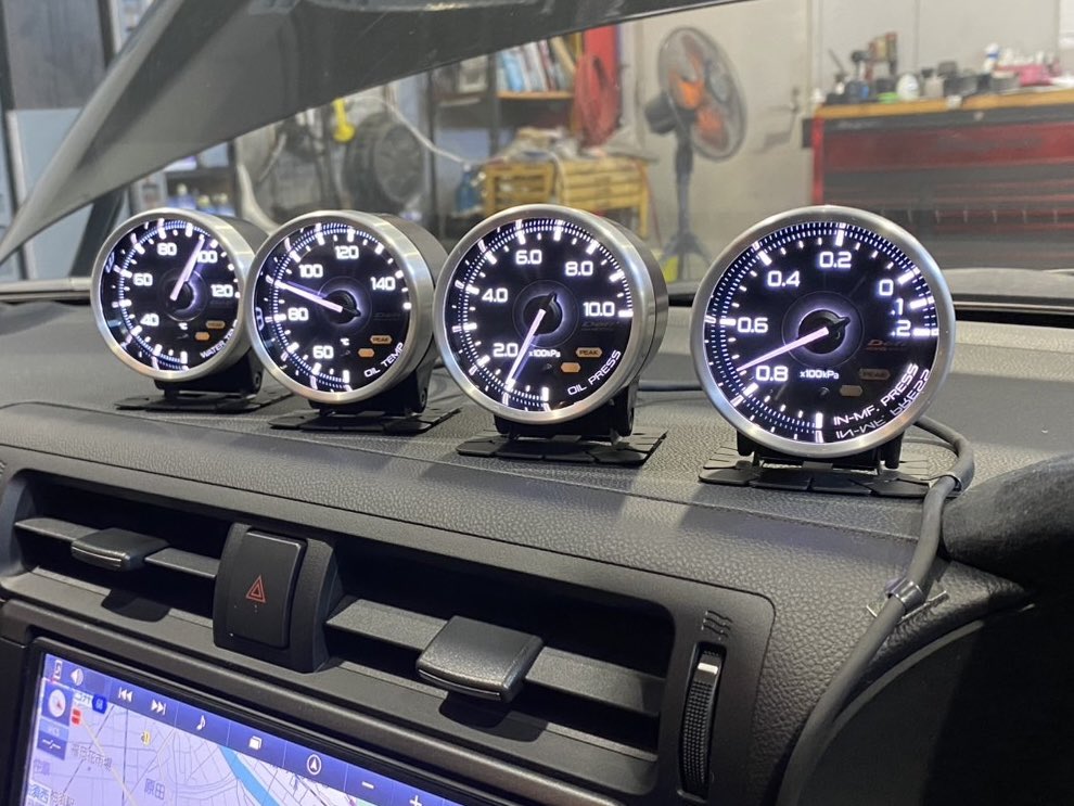 GR86にdefi追加メーター『Defi-Link Meter ADVANCE A1』を取り付け