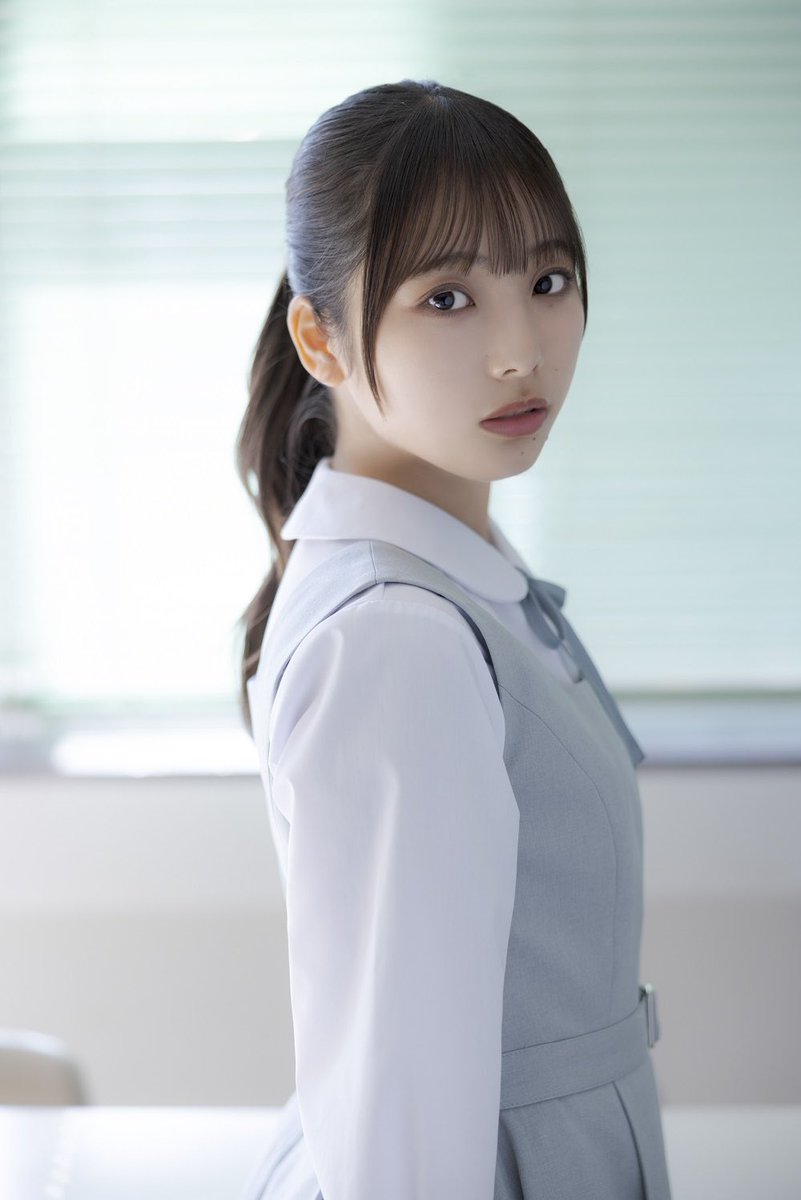 日向坂46五期生特設サイトにて 下田衣珠季 の撮り下ろし写真と 手書き