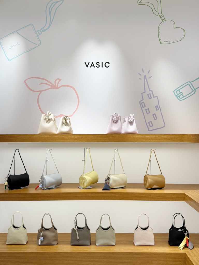 VASIC/ヴァジック＞10th Anniversary POP-UP Event オリジナルチャーム
