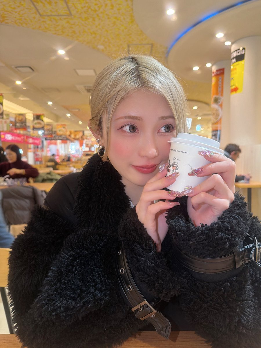 日によって色んなﾋﾟｱｽしてるの気づいた?☺️