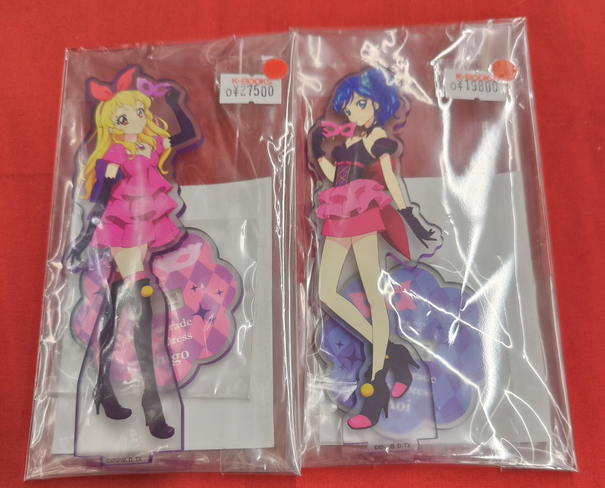 入荷情報】 『アイカツシリーズ』より ◇アイカツ! アクリルバッジ