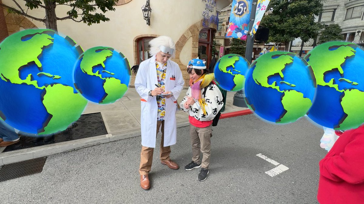 ドクからもサインが貰えるけど、これってアインシュタイン!?!?!? #USJ