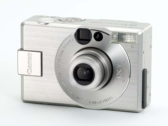 キヤノン、操作性を大幅に改善した新IXY DIGITAL