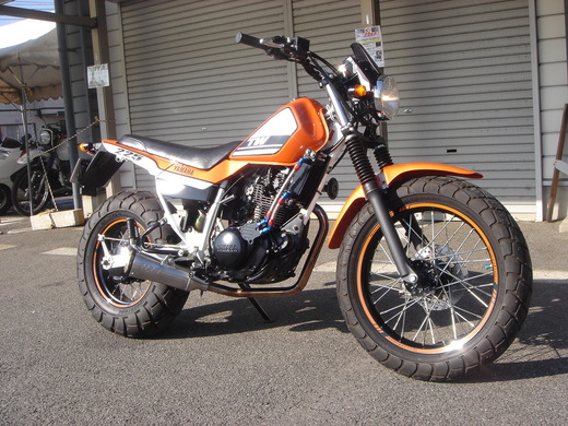 センス抜群！TW225の中古車入荷 : パーツランドイワサキ高松店