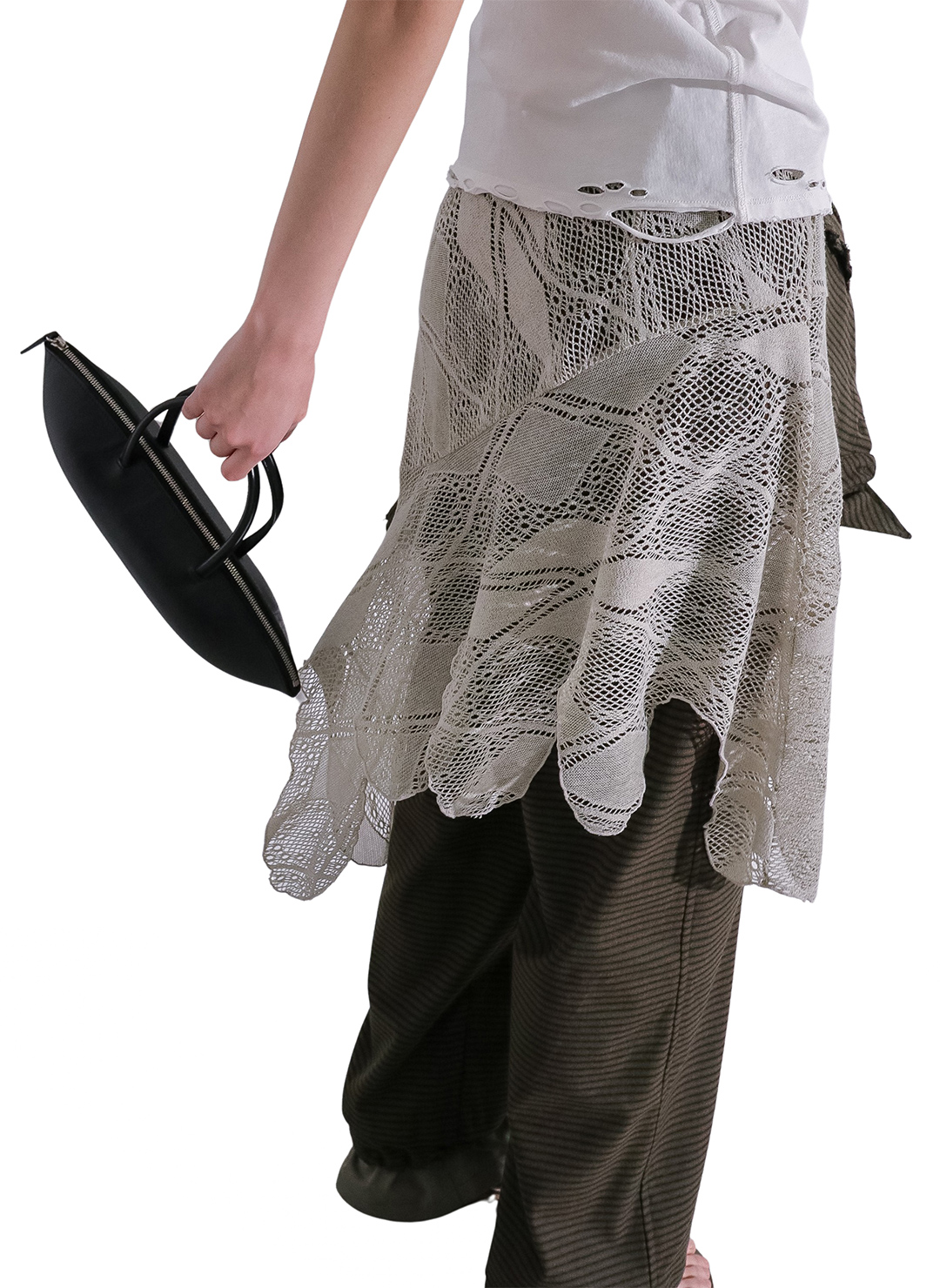 Knit Lace Jagged-hem Skirt/Beige｜PERVERZE | パーバーズの公式