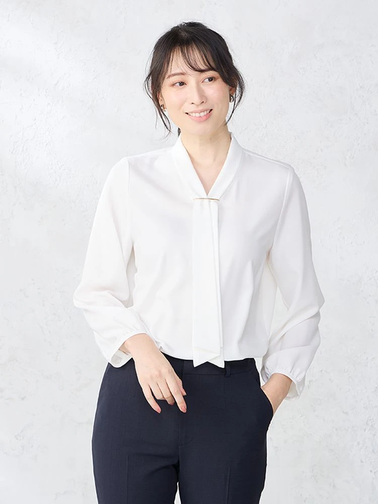 オフホワイト バー付きボウタイ ジョーゼットブラウス オフホワイト