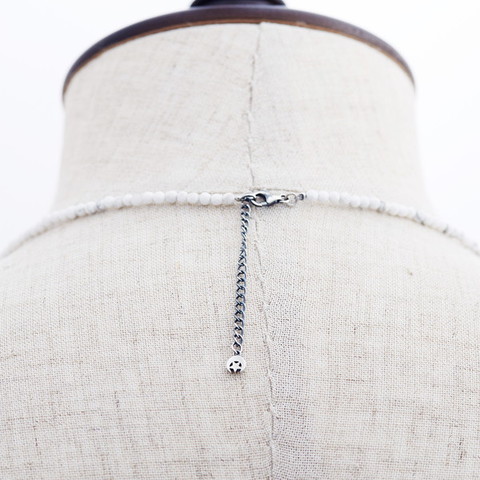 クレセントルナ ネックレス クロス×ハウライト ＜ 時計とアクセサリー