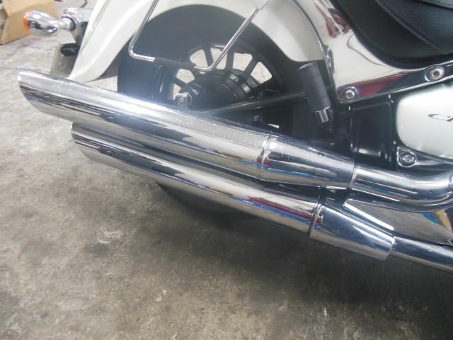 スズキ・イントルーダークラシック400ケンテック製マフラー交換