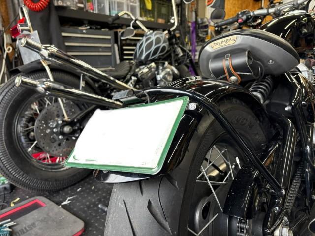 トライアンフ ボンネビル ボバー LEDテール＆ウインカーカスタム