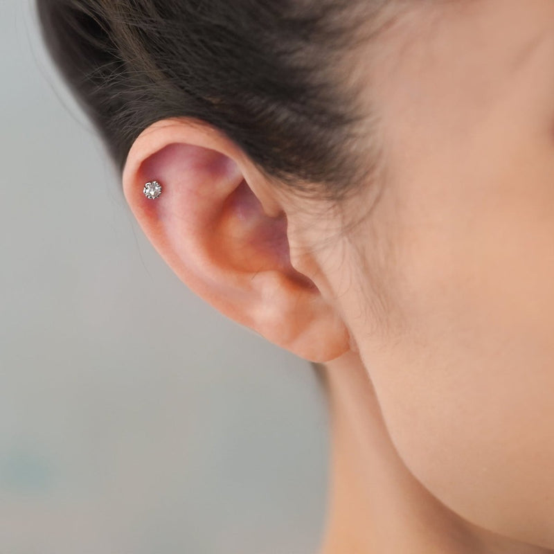 K18 プラチナ ローズカットダイヤモンド 軟骨ピアス・ボディピアス