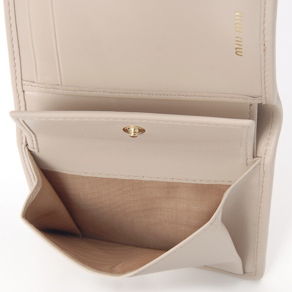 MIU MIU ミュウミュウ 三つ折り財布 ピンク 5MH033 2FPP F0236 TRI