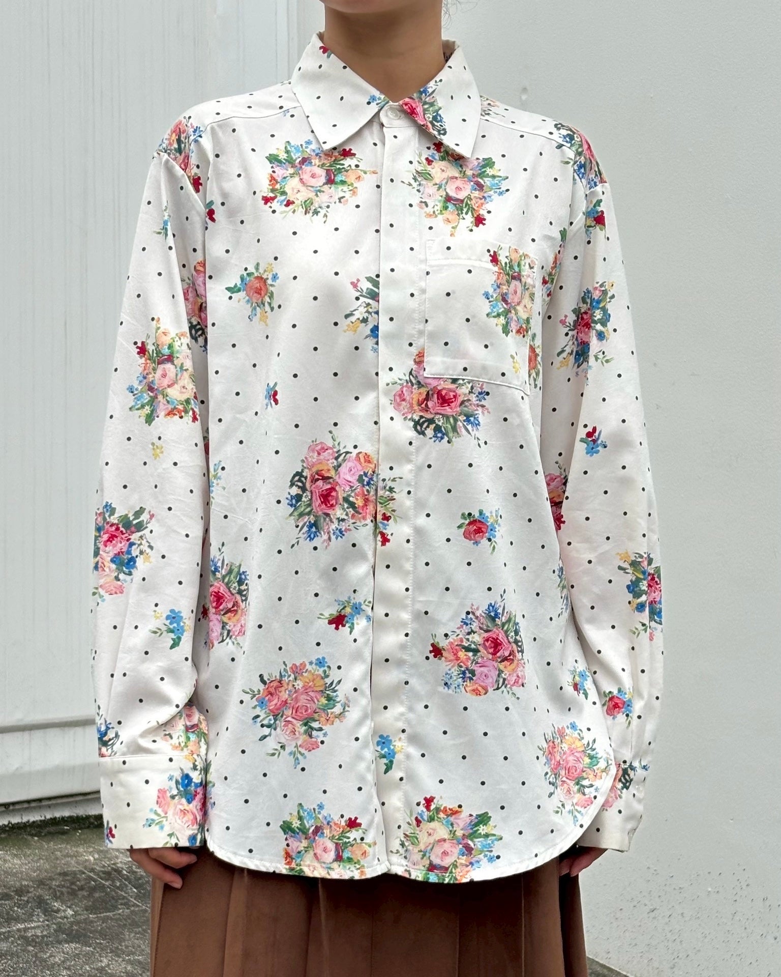Dot flower shirt