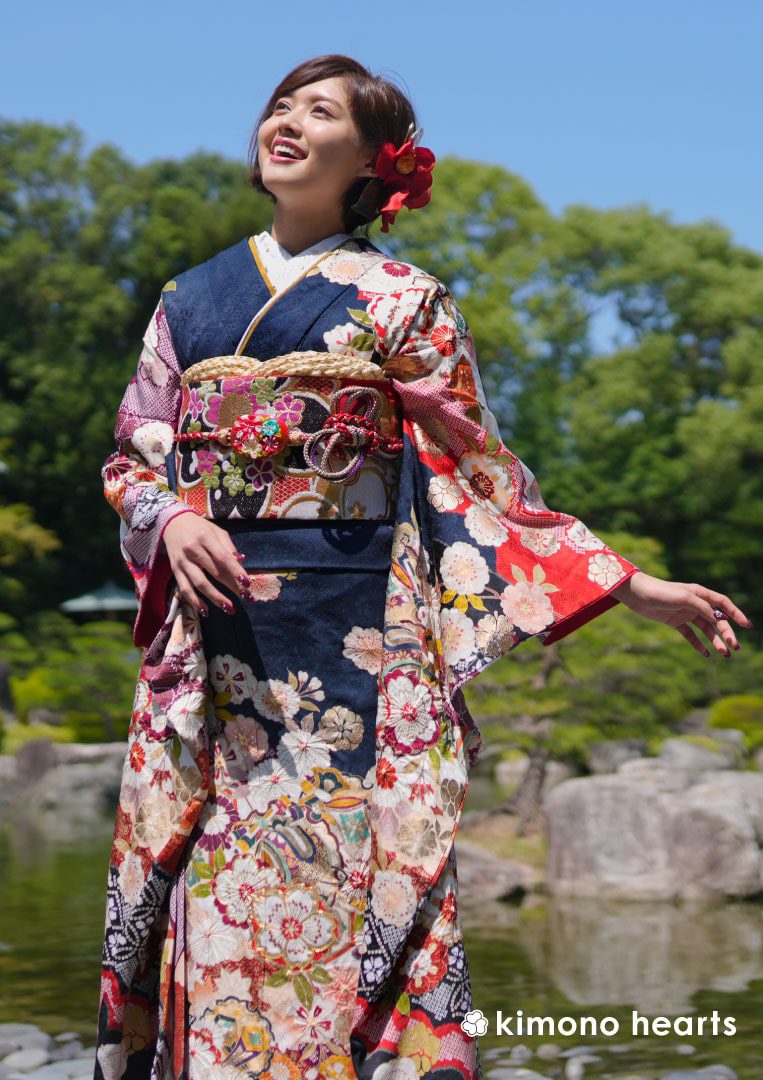 伝統古典】FL-B313｜紺地に咲き誇る桜が優美な古典柄振袖｜kimono