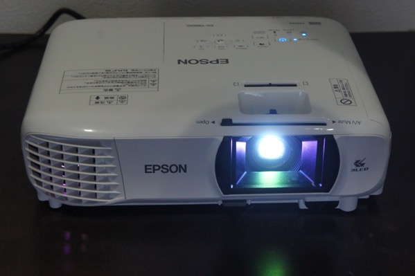 EH-TW650レビュー コスパ最高のホームシアタープロジェクター