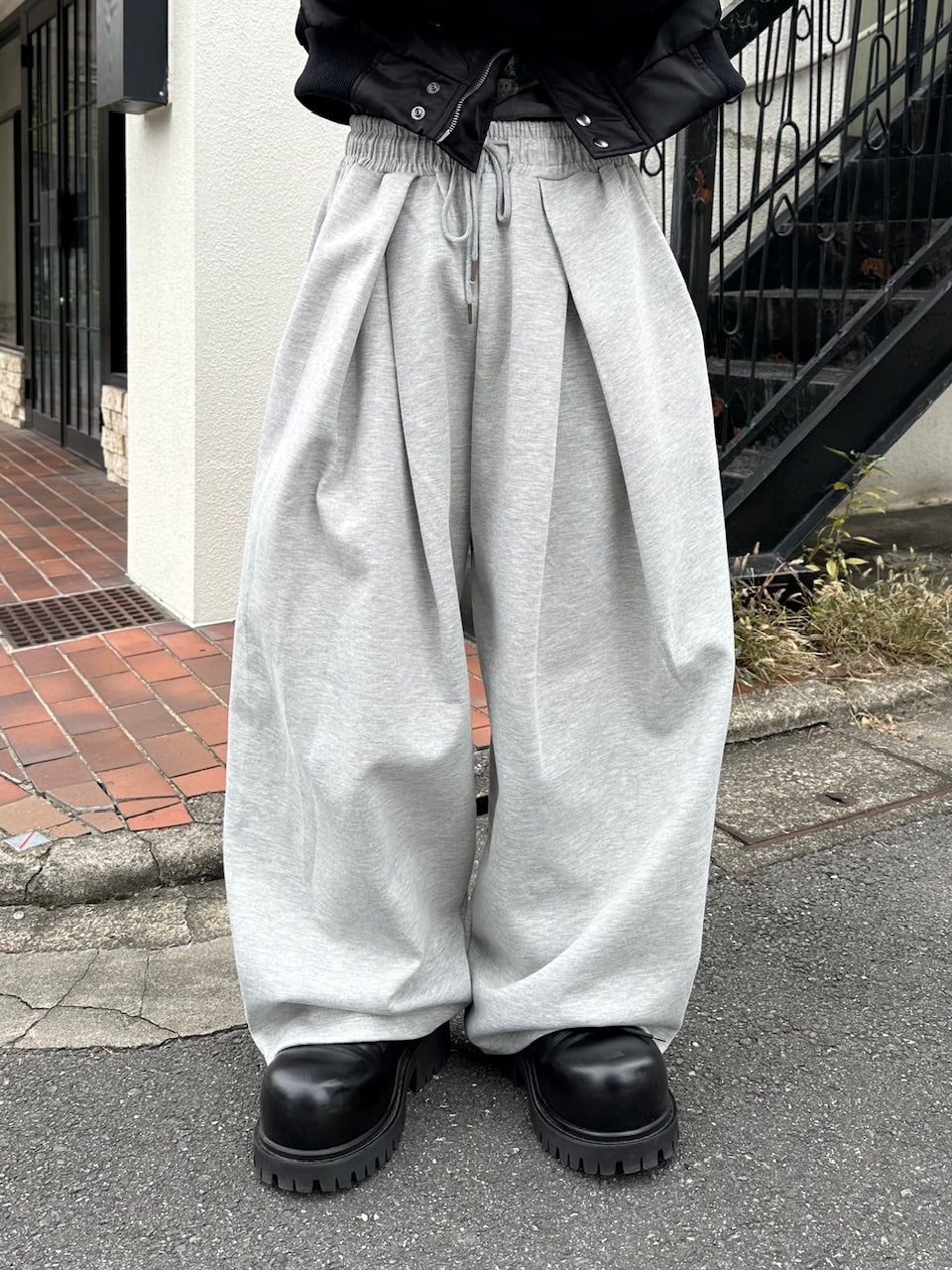 大阪店WEB限定受注制【Chikashitsu +】double tuck balloon sweat