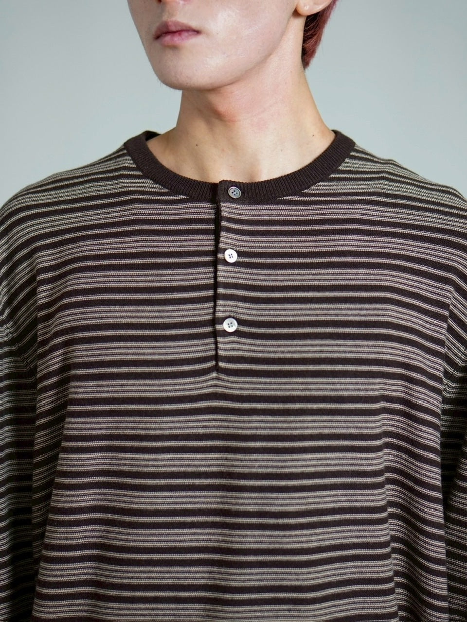 受注制【Chikashitsu +】cropped henry neck border knit