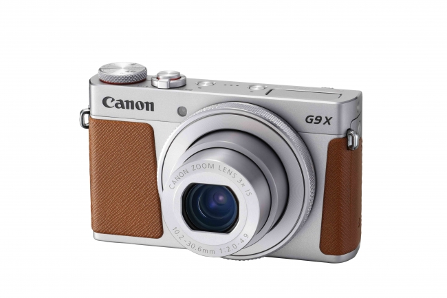 映像エンジンDIGIC 7を搭載した薄型・軽量のプレミアムモデル