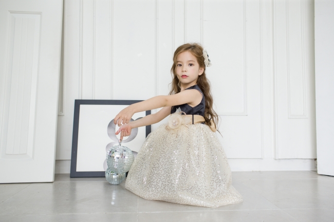 DRESCCO(ドレスコ)】人気の子供フォーマルドレスが手軽にレンタル