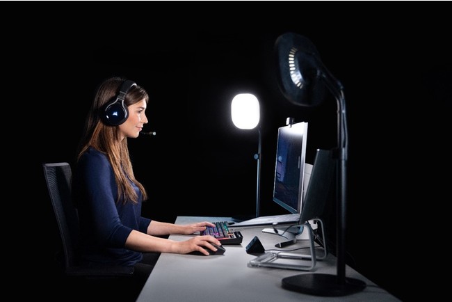 Wi-Fi対応のコンパクトサイズLEDスタジオライトElgato「Key Light Air