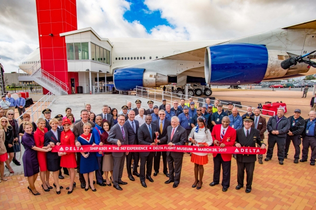 デルタ航空、ジャンボ機の退役を前に記念プロジェクト「Thank You 747