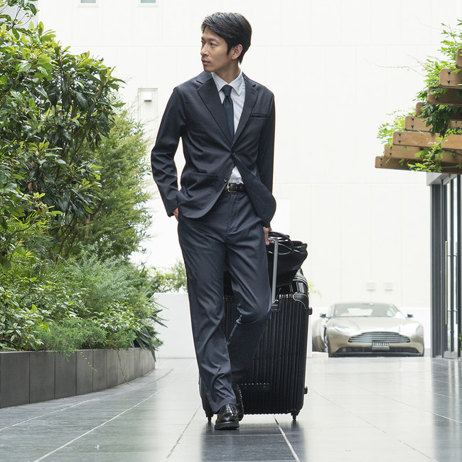 スーツに見える作業着「ワークウェアスーツ」、9月17日（木）から新潟