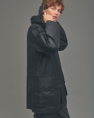 Barbour×URBAN RESEARCH DOORS による完全別注の“Oversize Hooded